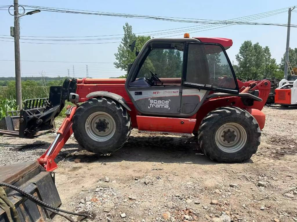 Manitou MT 1740 SL T - Міні-навантажувач: фото 3 Manitou MT 1740 SL T - Міні-навантажувач: фото 3