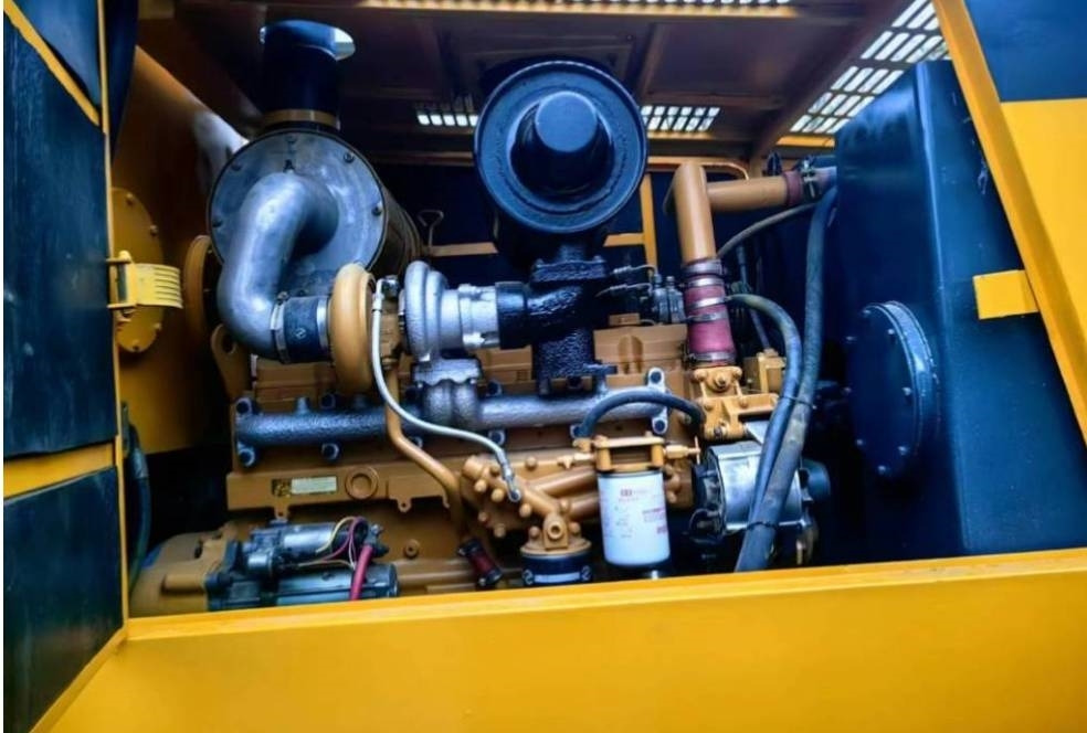 XCMG GR 2153 - Грейдер: фото 2 XCMG GR 2153 - Грейдер: фото 2