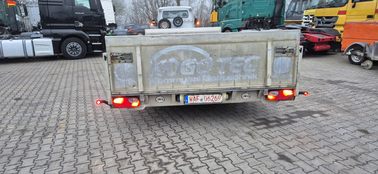 BAOS Plateauanhänger Anhänger Tandem, Baumaschinen und Fahrzeuge - Бортовий причіп/ Платформа: фото 4 BAOS Plateauanhänger Anhänger Tandem, Baumaschinen und Fahrzeuge - Бортовий причіп/ Платформа: фото 4