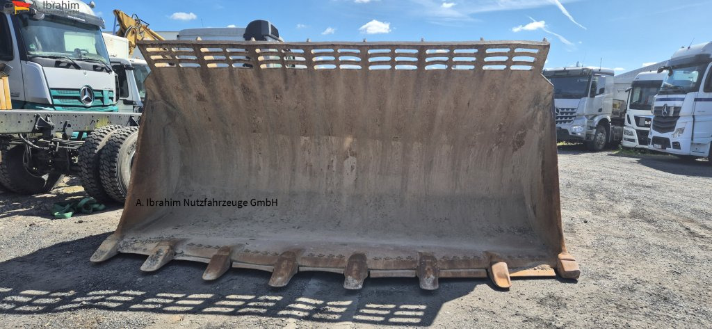 CAT 990 Zustand gut, Video vorhanden ohne Ketten!!, fertig zur Verladung - Колісний навантажувач: фото 3 CAT 990 Zustand gut, Video vorhanden ohne Ketten!!, fertig zur Verladung - Колісний навантажувач: фото 3