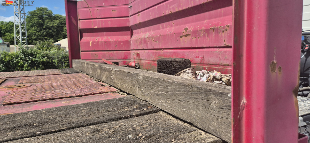 Goldhofer STZ-TBL3-33/80 Tiefbett mit Rampen Lenkung mit FB - Низькорамна платформа напівпричіп: фото 4 Goldhofer STZ-TBL3-33/80 Tiefbett mit Rampen Lenkung mit FB - Низькорамна платформа напівпричіп: фото 4