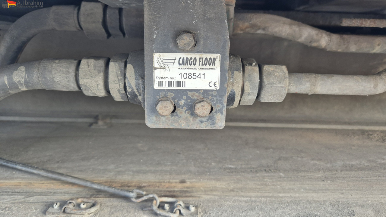 Kraker CF-200 Cargo-Floor Boden, Liftachse, SAF Achsen - З рухомою підлогою напівпричіп: фото 2 Kraker CF-200 Cargo-Floor Boden, Liftachse, SAF Achsen - З рухомою підлогою напівпричіп: фото 2