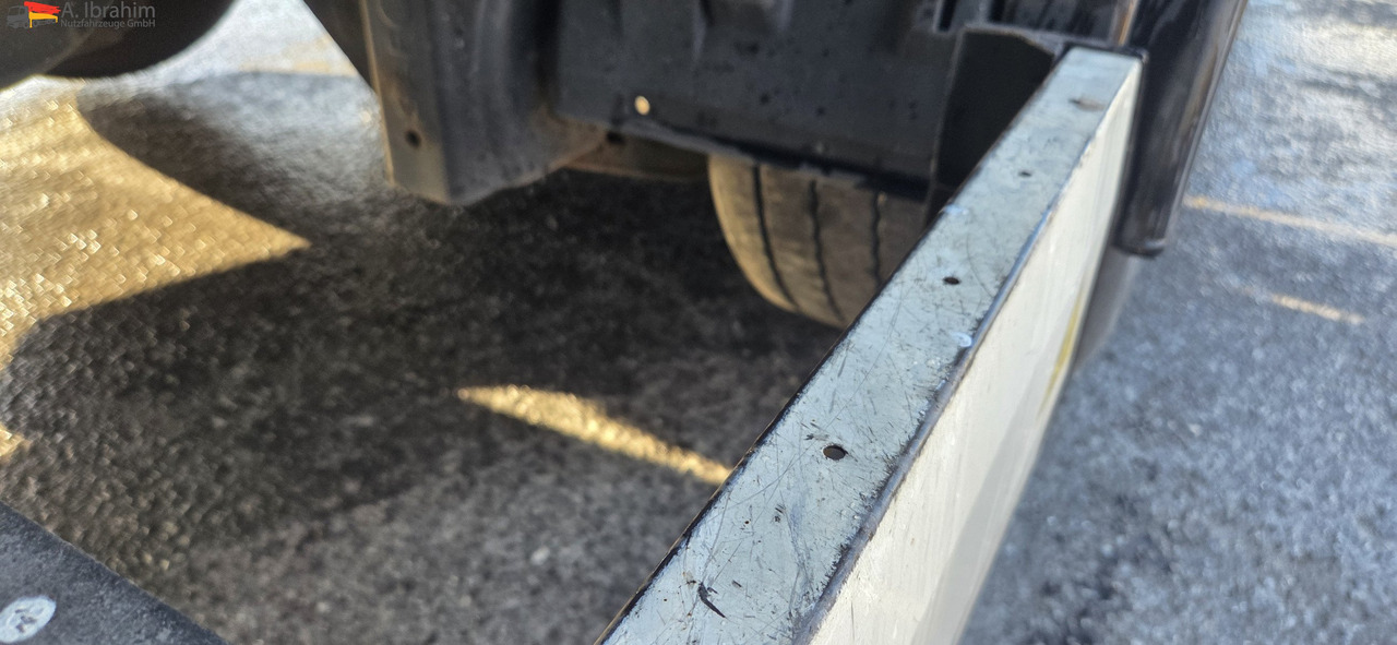 Krone SD Megatrailer Hubdach Liftachse | SAF Achsen - Тентований напівпричіп: фото 2 Krone SD Megatrailer Hubdach Liftachse | SAF Achsen - Тентований напівпричіп: фото 2