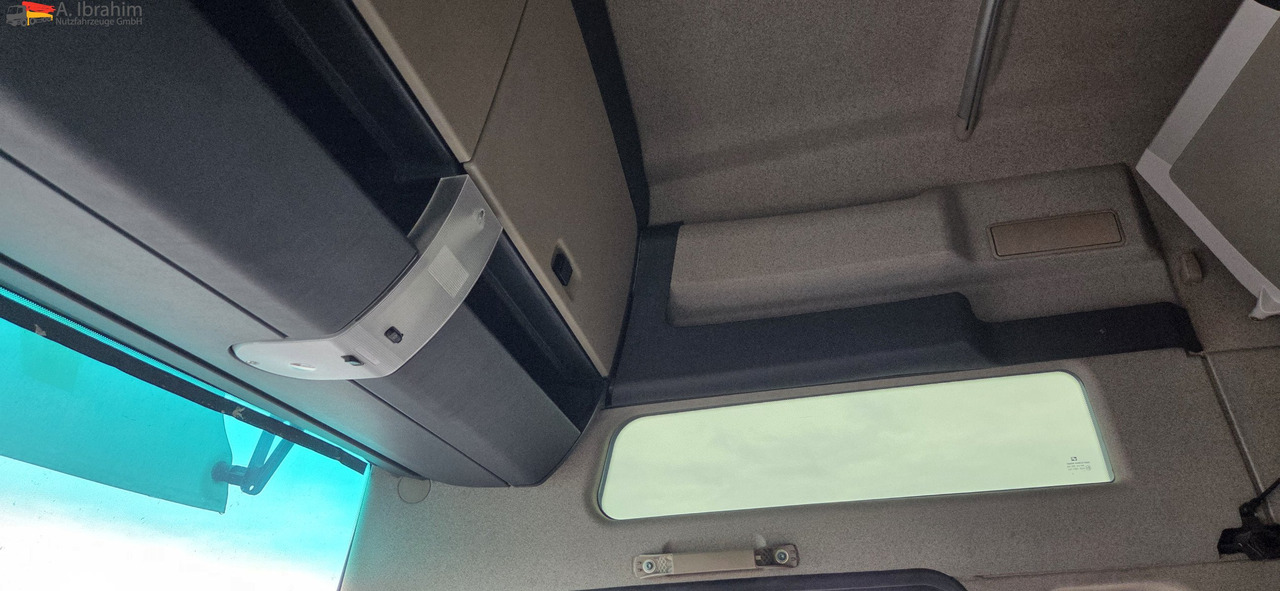 MAN TGX 26.460 BDF | 6x2 | Liftachse Retarder | 2xVorhanden | klima - Контейнеровоз/ Змінний кузов вантажівка: фото 5 MAN TGX 26.460 BDF | 6x2 | Liftachse Retarder | 2xVorhanden | klima - Контейнеровоз/ Змінний кузов вантажівка: фото 5