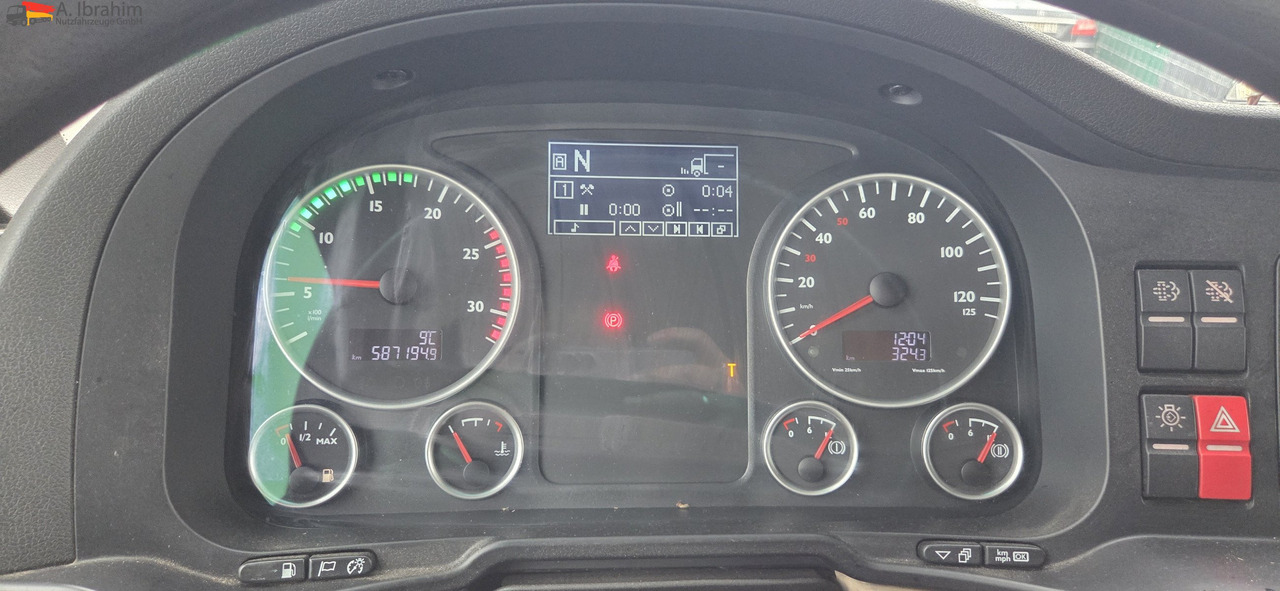 MAN TGX 26.460 BDF | 6x2 | Liftachse Retarder | 2xVorhanden | klima - Контейнеровоз/ Змінний кузов вантажівка: фото 2 MAN TGX 26.460 BDF | 6x2 | Liftachse Retarder | 2xVorhanden | klima - Контейнеровоз/ Змінний кузов вантажівка: фото 2