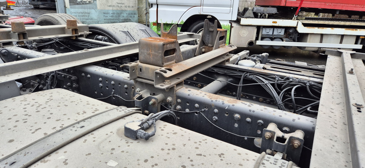 MAN TGX 26.460 Vario-Rahmen deutsches Fahrzeug. ohne Wechselbrücke - Тентована вантажівка: фото 5 MAN TGX 26.460 Vario-Rahmen deutsches Fahrzeug. ohne Wechselbrücke - Тентована вантажівка: фото 5