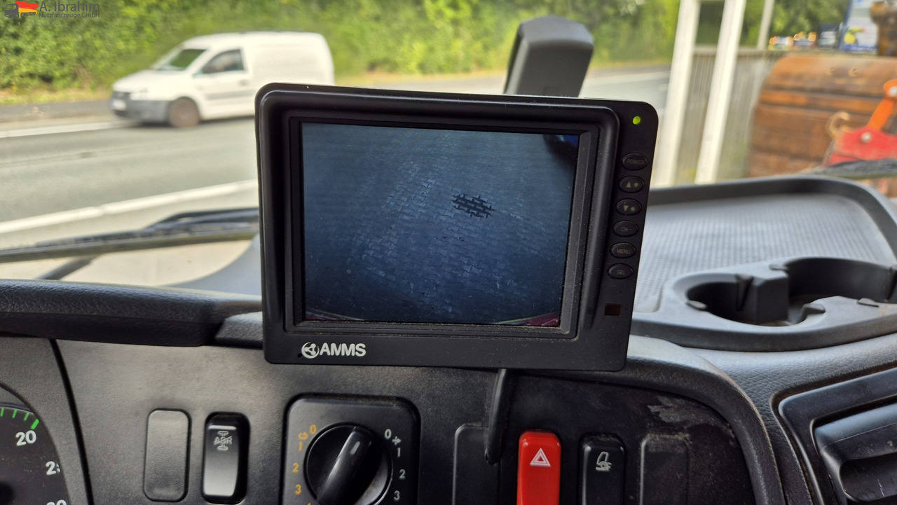 Mercedes-Benz 1222 Werkstattkoffer mit Regalsystem - Вантажівка з закритим кузовом: фото 2 Mercedes-Benz 1222 Werkstattkoffer mit Regalsystem - Вантажівка з закритим кузовом: фото 2