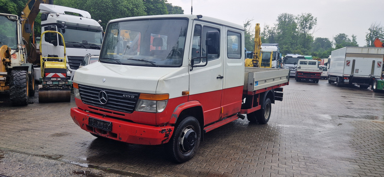 Mercedes-Benz 615D Doka Pritsche, Zustand gut - Легка бортова вантажівка, Вантажопасажирський фургон: фото 1 Mercedes-Benz 615D Doka Pritsche, Zustand gut - Легка бортова вантажівка, Вантажопасажирський фургон: фото 1