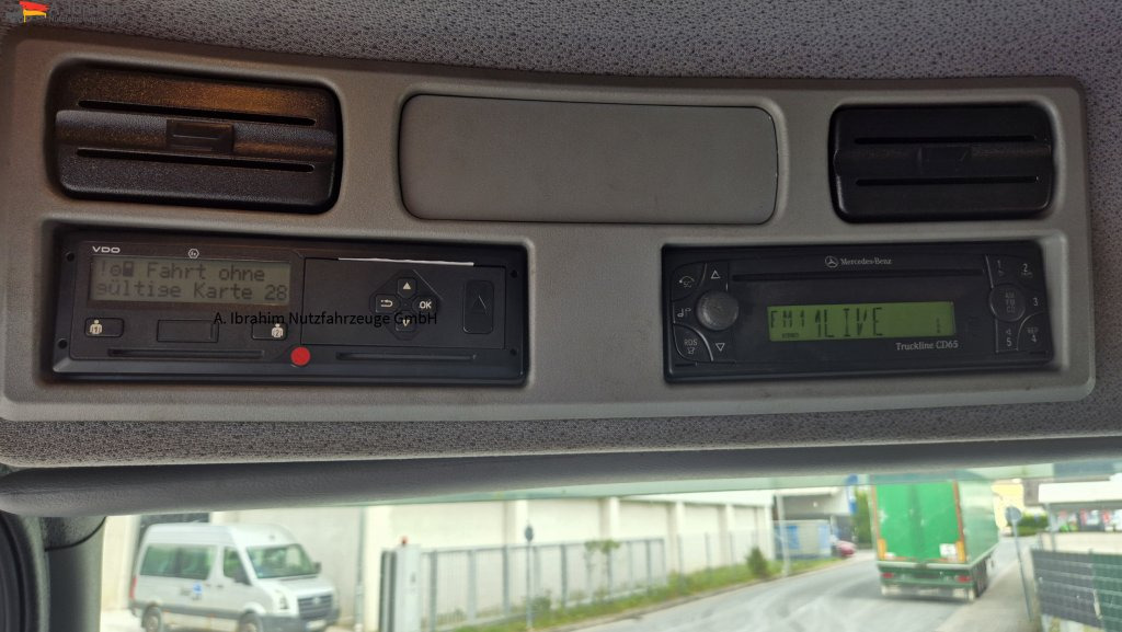 Mercedes-Benz 823 Jumbo LKW 7.30 m Länge x 3,10 m Innenhöhe, 56 cbm - Тентований фургон: фото 5 Mercedes-Benz 823 Jumbo LKW 7.30 m Länge x 3,10 m Innenhöhe, 56 cbm - Тентований фургон: фото 5