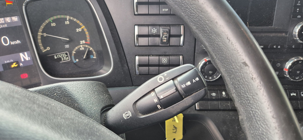 Mercedes-Benz Actros 2545 6x2 Pritsche Kran HIAB 166 - Бортова вантажівка/ Платформа, Вантажівка з маніпулятором: фото 4 Mercedes-Benz Actros 2545 6x2 Pritsche Kran HIAB 166 - Бортова вантажівка/ Платформа, Вантажівка з маніпулятором: фото 4