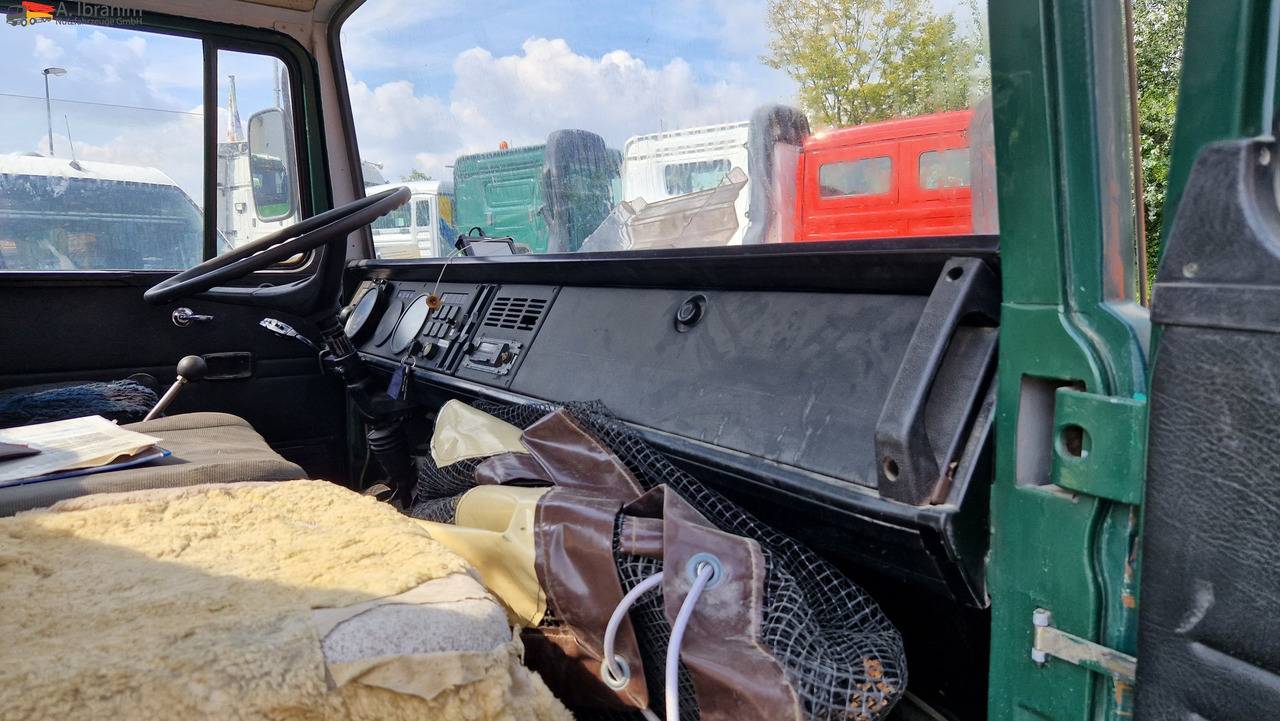 Mercedes-Benz DB 813 Pritsche Kran H- Kennzeichen,Oldtimer ein Stück Geschichte - Легка бортова вантажівка: фото 3 Mercedes-Benz DB 813 Pritsche Kran H- Kennzeichen,Oldtimer ein Stück Geschichte - Легка бортова вантажівка: фото 3