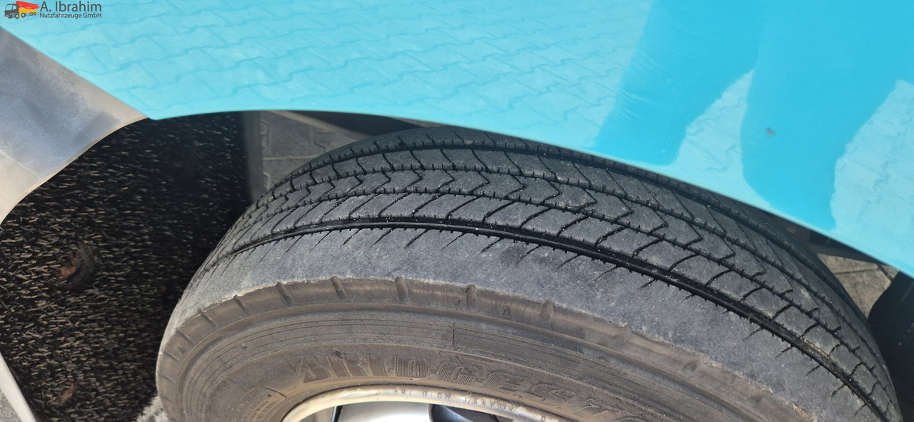Renault Midlum 180 DCI Werkstattkoffer mit Treppe - Фургон з закритим кузовом: фото 3 Renault Midlum 180 DCI Werkstattkoffer mit Treppe - Фургон з закритим кузовом: фото 3