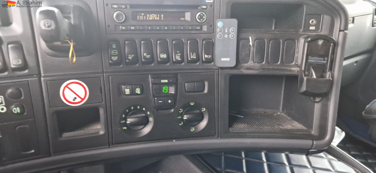 Scania R410 Retarder, Klima, Standklima Top Zustand!! - Тентована вантажівка: фото 3 Scania R410 Retarder, Klima, Standklima Top Zustand!! - Тентована вантажівка: фото 3