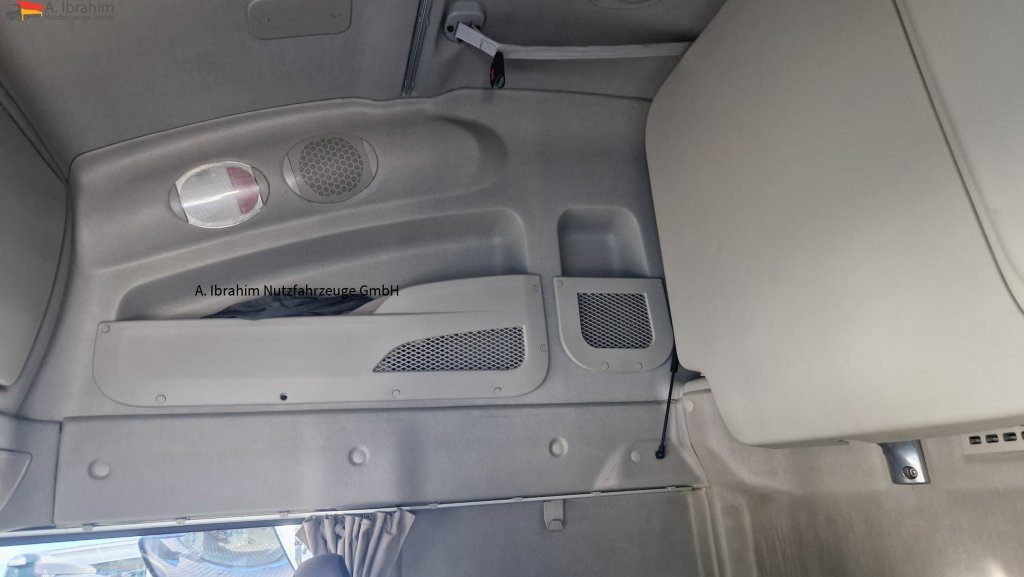 Iveco Stralis 460 Vollspoiler 3x vorhanden - Тягач: фото 3 Iveco Stralis 460 Vollspoiler 3x vorhanden - Тягач: фото 3