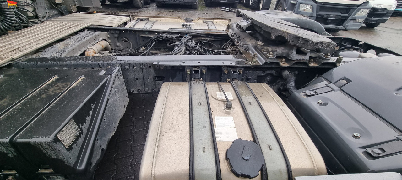 MAN 18.500 TGX Retarder, 2x Tank, Motorschaden !! - Тягач: фото 5 MAN 18.500 TGX Retarder, 2x Tank, Motorschaden !! - Тягач: фото 5