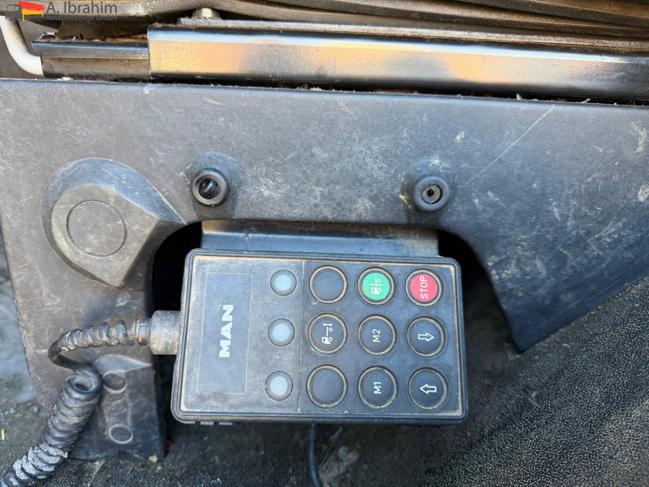 MAN 26.464 6x4 | Retarder | Klima | Schaltgetriebe | 3 Pedals - Тягач: фото 4 MAN 26.464 6x4 | Retarder | Klima | Schaltgetriebe | 3 Pedals - Тягач: фото 4