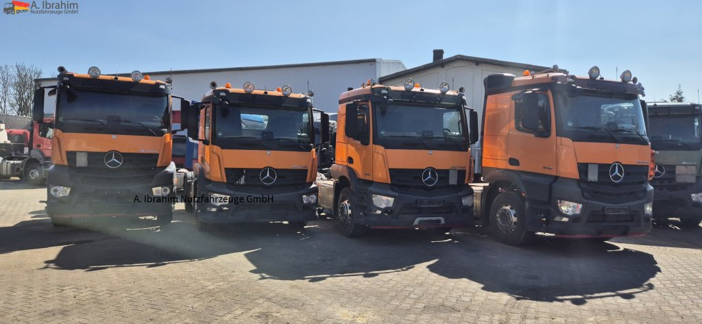 Mercedes-Benz 1840 3x 1840, 2x 1846 - Тягач: фото 1 Mercedes-Benz 1840 3x 1840, 2x 1846 - Тягач: фото 1