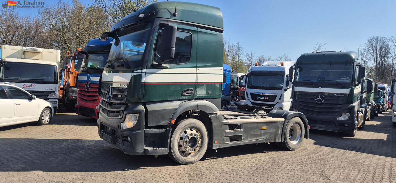 Mercedes-Benz 1840 Actros, 3x vorhanden, identisch - Тягач: фото 1 Mercedes-Benz 1840 Actros, 3x vorhanden, identisch - Тягач: фото 1