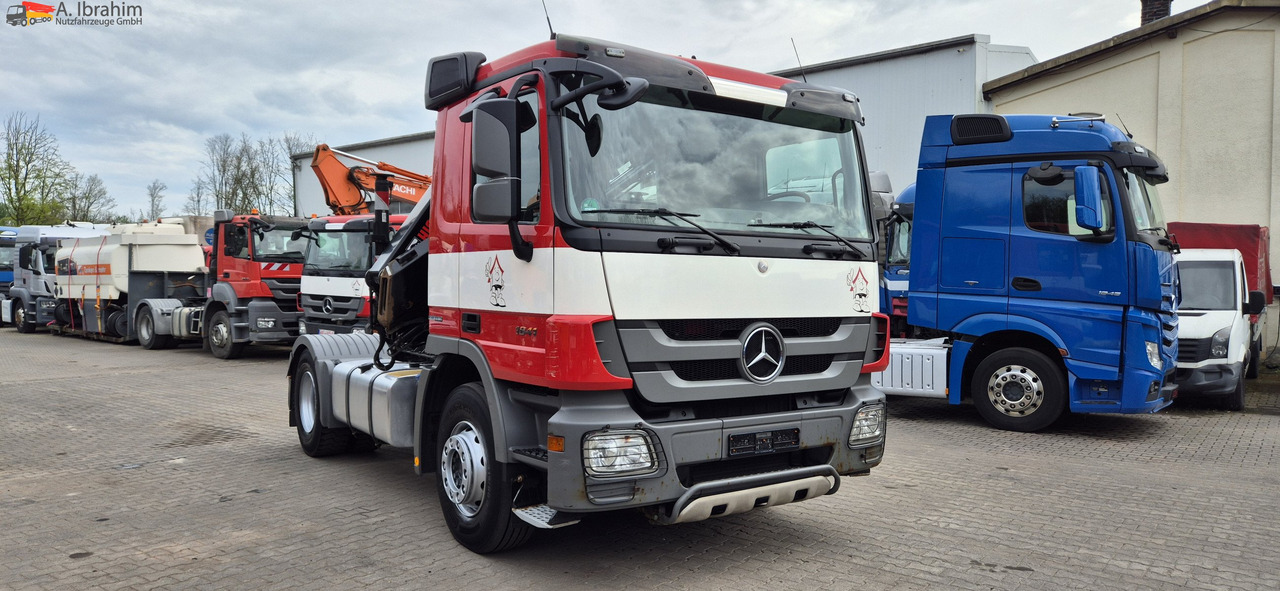 Тягач Mercedes-Benz 1841 Kran HIAB 166Bj. 2016 Funk FB ,mp3: фото 9
