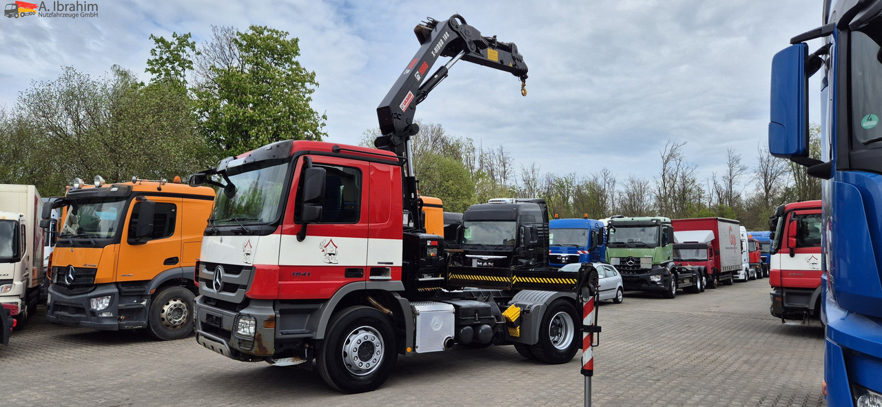 Mercedes-Benz 1841 Kran HIAB 166Bj. 2016 Funk FB ,mp3 - Тягач: фото 1 Mercedes-Benz 1841 Kran HIAB 166Bj. 2016 Funk FB ,mp3 - Тягач: фото 1