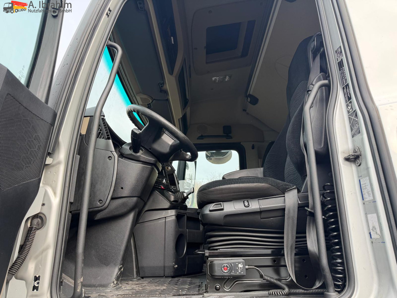 Mercedes-Benz 1842LS Retarder | 4x2 | Klima | Mega - Тягач: фото 5 Mercedes-Benz 1842LS Retarder | 4x2 | Klima | Mega - Тягач: фото 5