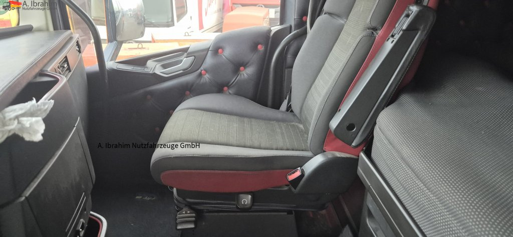 Volvo FH 460 Vollspoiler, Topzustand - Тягач: фото 2 Volvo FH 460 Vollspoiler, Topzustand - Тягач: фото 2