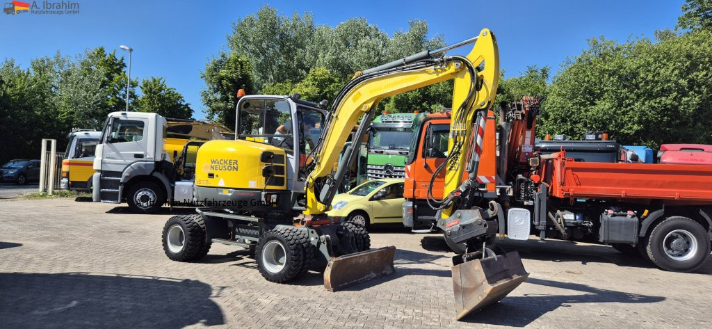 Wacker Neuson 6503 E05-07 hydr. Schnellwechsler mit Oilquick - Колісний екскаватор: фото 1 Wacker Neuson 6503 E05-07 hydr. Schnellwechsler mit Oilquick - Колісний екскаватор: фото 1