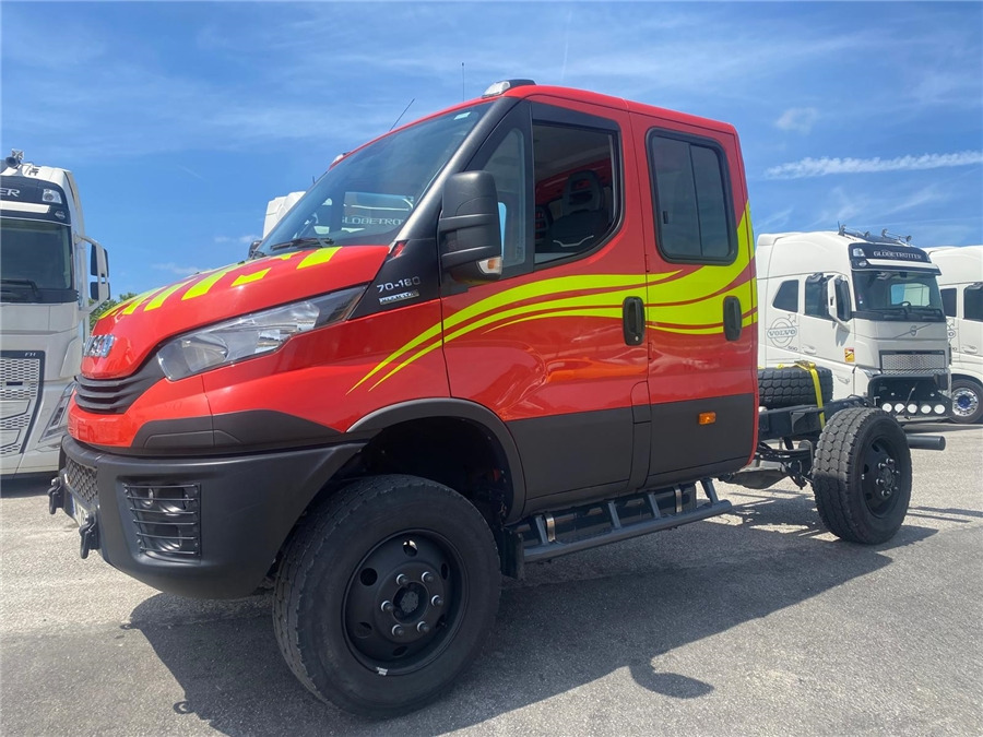 Iveco 70-S180 4X4 - Вантажівка шасі: фото 1 Iveco 70-S180 4X4 - Вантажівка шасі: фото 1
