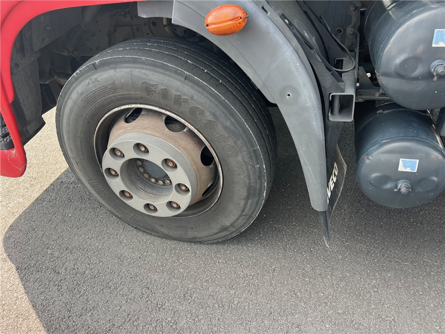 Тентована вантажівка Iveco ML 120EP22 H ES: фото 16