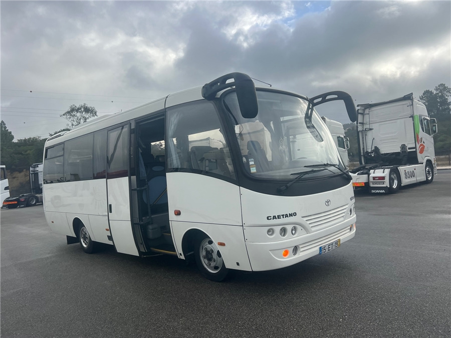 TOYOTA CAEETANO / OPTIMO 2K 28L - Туристичний автобус: фото 3 TOYOTA CAEETANO / OPTIMO 2K 28L - Туристичний автобус: фото 3