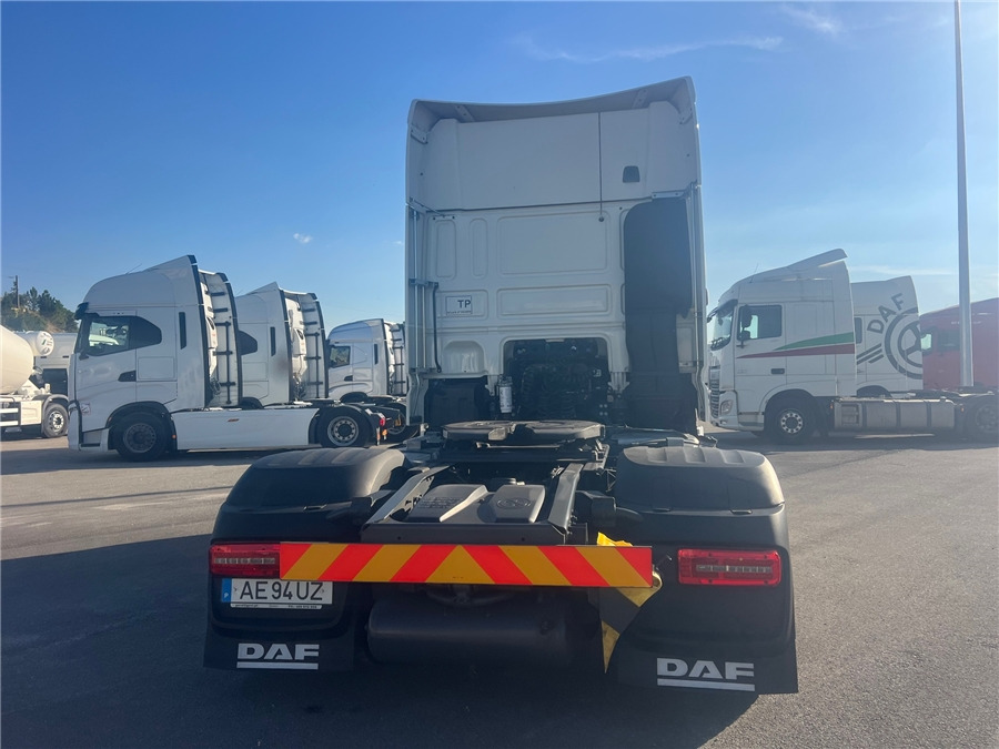 DAF XF530 / RETARDER - Тягач: фото 5 DAF XF530 / RETARDER - Тягач: фото 5