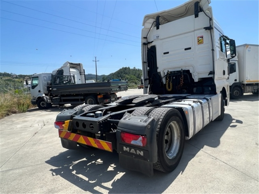 MAN TGX 18.460 - Тягач: фото 3 MAN TGX 18.460 - Тягач: фото 3