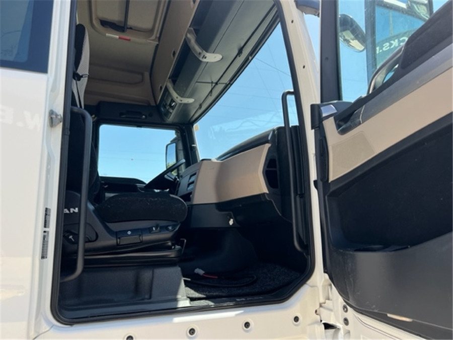 MAN TGX 18.460 - Тягач: фото 5 MAN TGX 18.460 - Тягач: фото 5