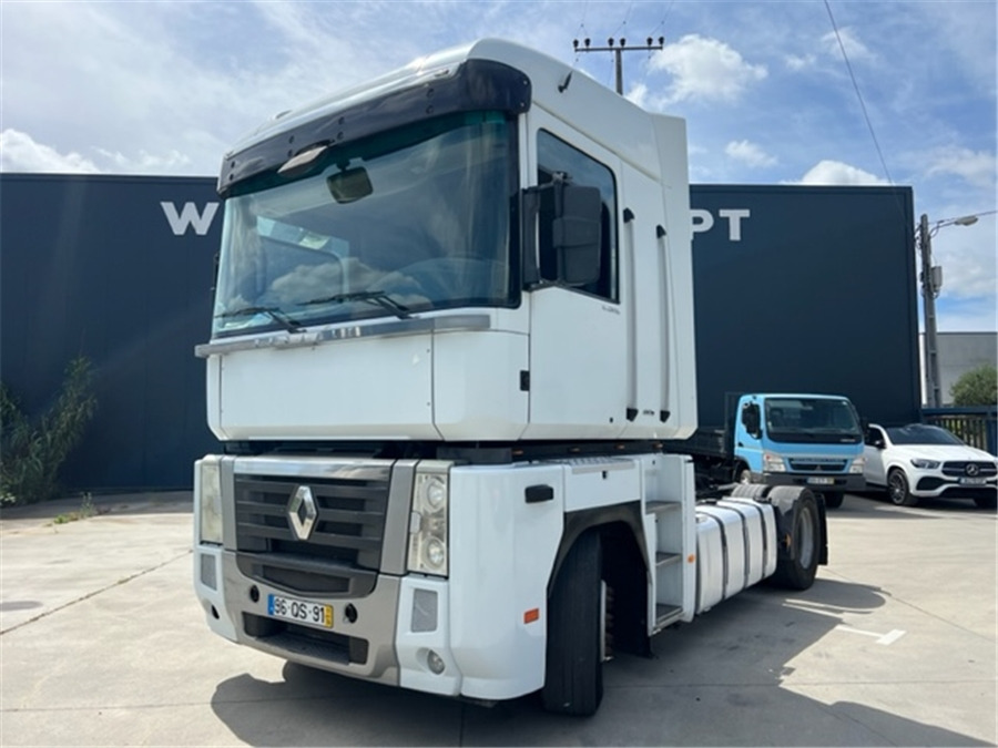 Renault AE 480 - Тягач: фото 1 Renault AE 480 - Тягач: фото 1