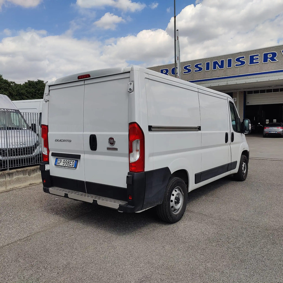 FIAT DUCATO L1H1 140 - Суцільнометалевий фургон: фото 4 FIAT DUCATO L1H1 140 - Суцільнометалевий фургон: фото 4