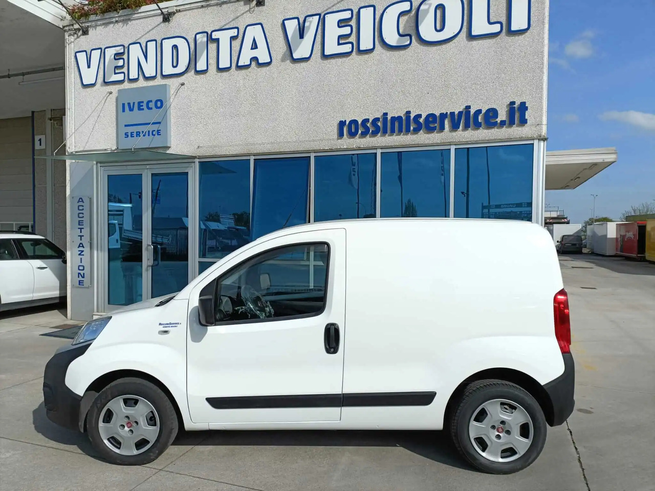 FIAT FIORINO SX - Суцільнометалевий фургон: фото 3 FIAT FIORINO SX - Суцільнометалевий фургон: фото 3