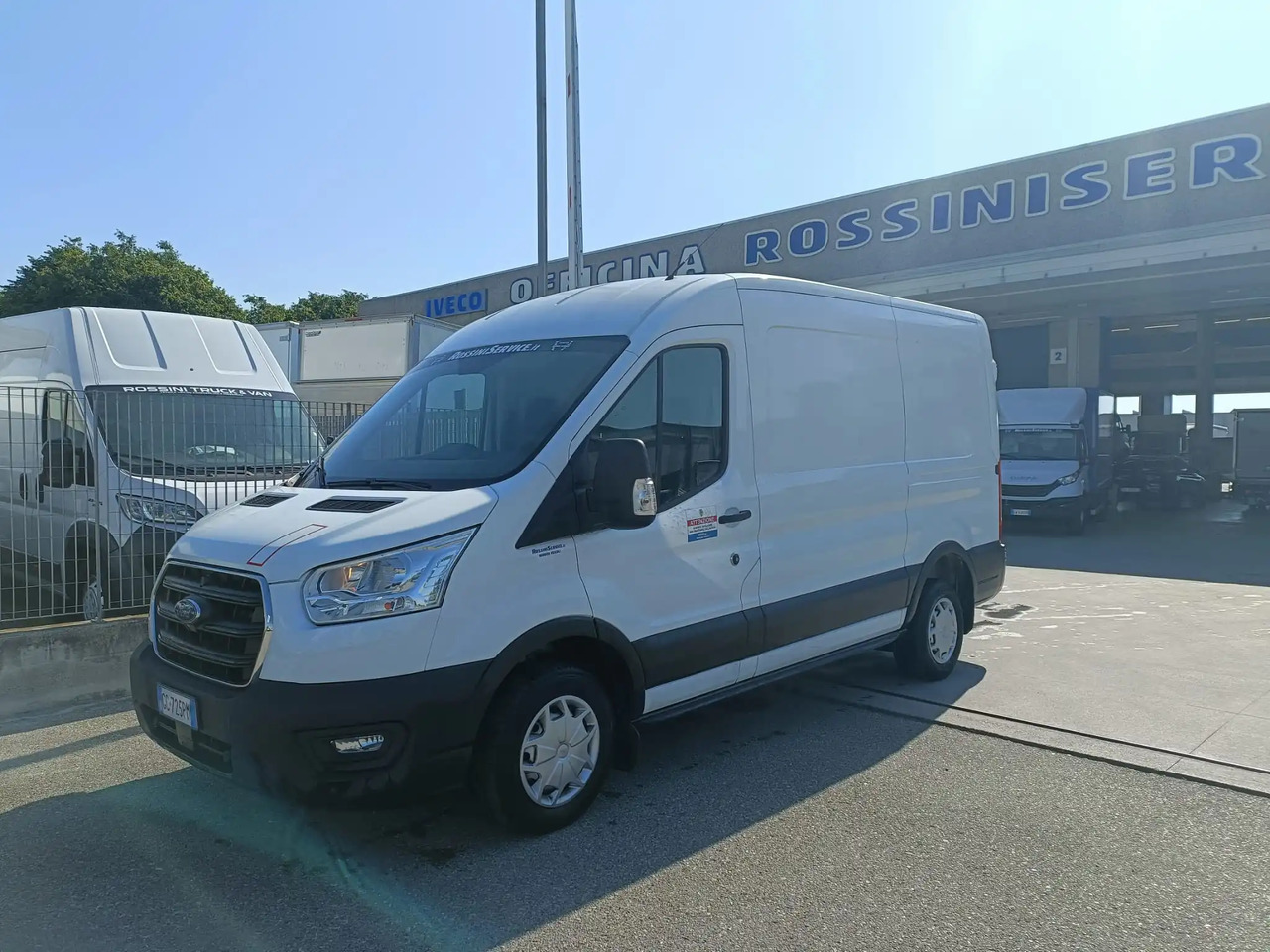 FORD TRANSIT FURGONE STANDARD - Суцільнометалевий фургон: фото 5 FORD TRANSIT FURGONE STANDARD - Суцільнометалевий фургон: фото 5