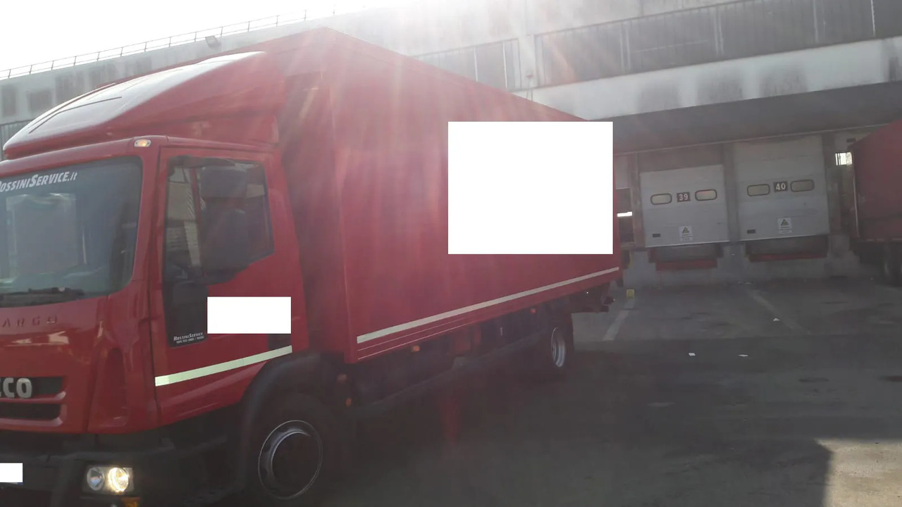 IVECO EUROCARGO 120E18 - Вантажівка з закритим кузовом: фото 3 IVECO EUROCARGO 120E18 - Вантажівка з закритим кузовом: фото 3