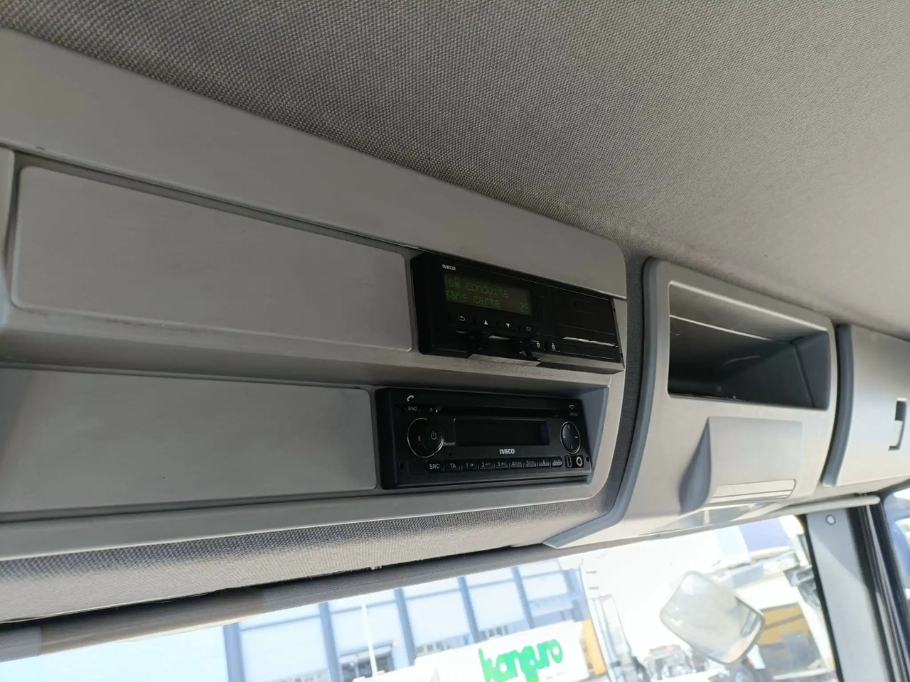 IVECO EUROCARGO 160E25P - Вантажівка шасі: фото 5 IVECO EUROCARGO 160E25P - Вантажівка шасі: фото 5