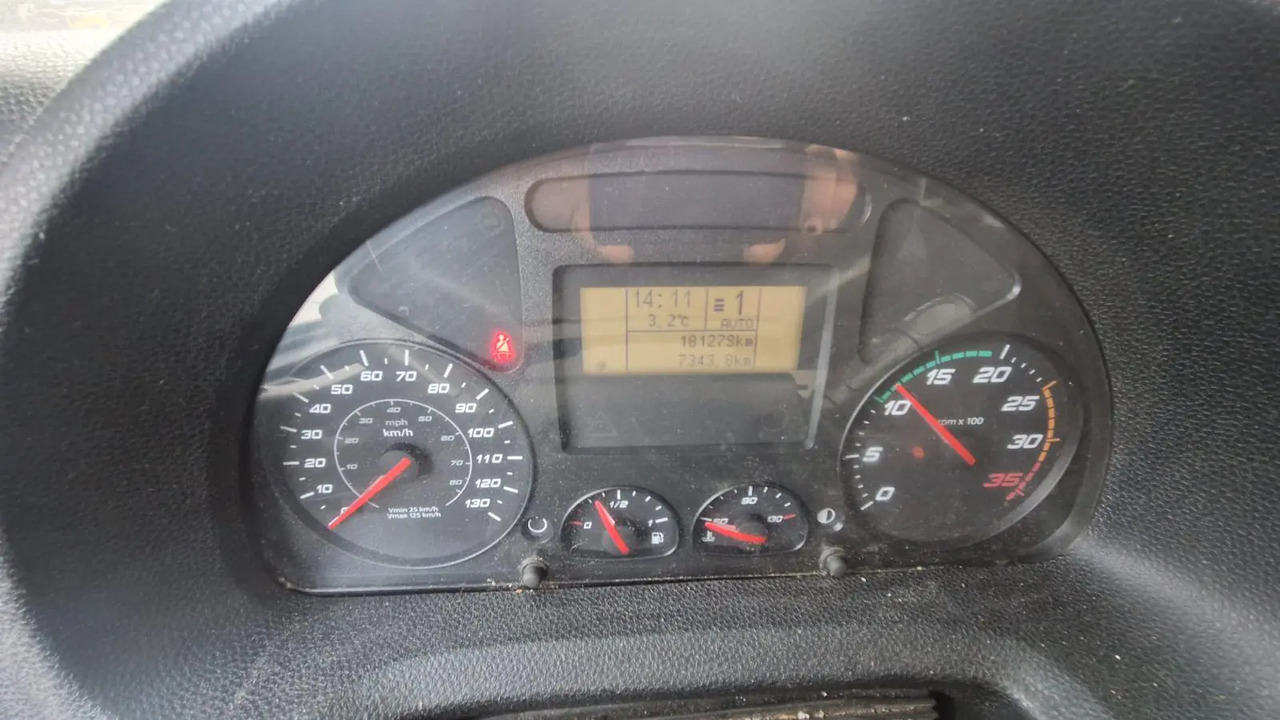 IVECO EUROCARGO 75E19P - Тентована вантажівка: фото 3 IVECO EUROCARGO 75E19P - Тентована вантажівка: фото 3