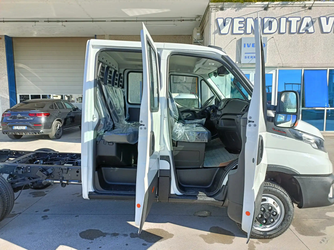 IVECO DAILY 35C16 DOPPIA CABINA 7 POSTI - Комерційний автомобіль: фото 5 IVECO DAILY 35C16 DOPPIA CABINA 7 POSTI - Комерційний автомобіль: фото 5