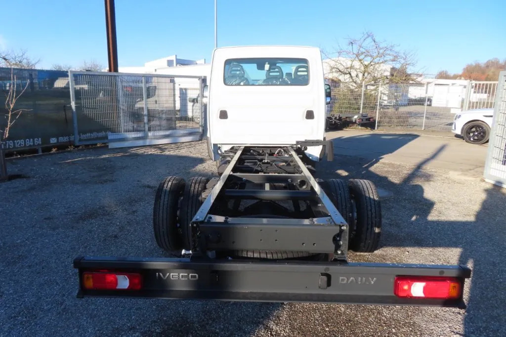 IVECO DAILY 72C18 - Комерційний автомобіль: фото 2 IVECO DAILY 72C18 - Комерційний автомобіль: фото 2