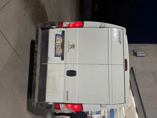 PEUGEOT BOXER FURGONE STANDARD - Суцільнометалевий фургон: фото 3 PEUGEOT BOXER FURGONE STANDARD - Суцільнометалевий фургон: фото 3