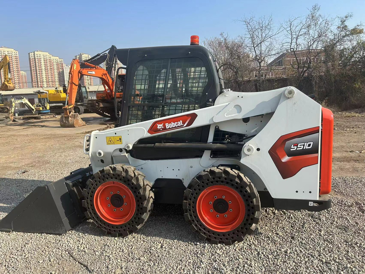 Bobcat S510 - Міні-навантажувач: фото 4 Bobcat S510 - Міні-навантажувач: фото 4