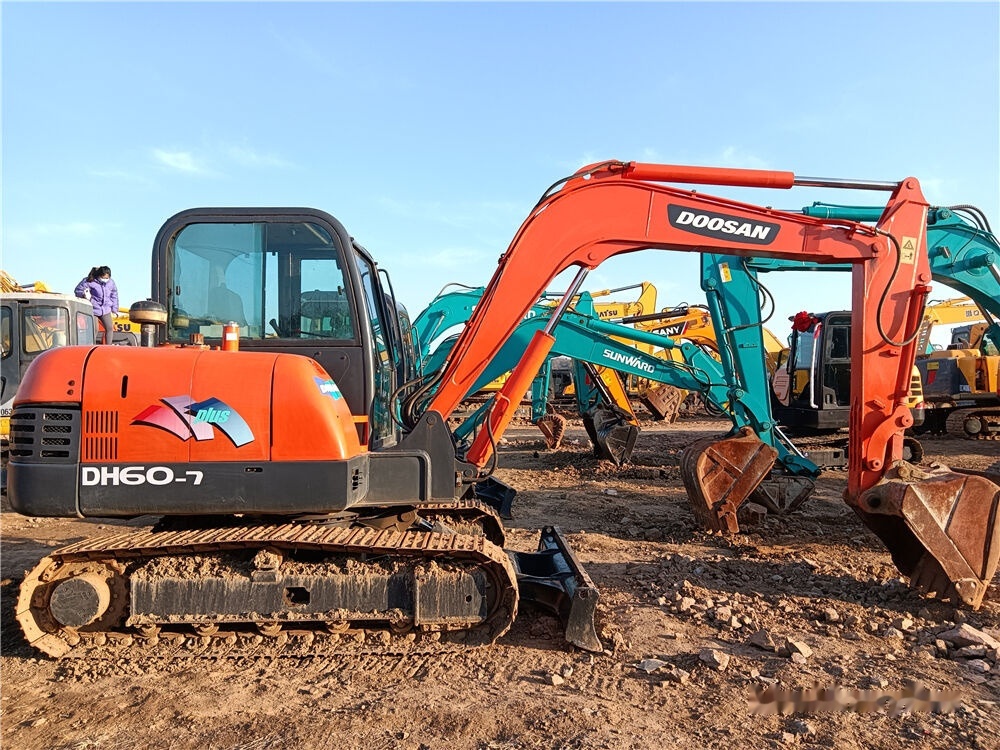 Doosan DH60-7 - Міні-екскаватор: фото 1 Doosan DH60-7 - Міні-екскаватор: фото 1