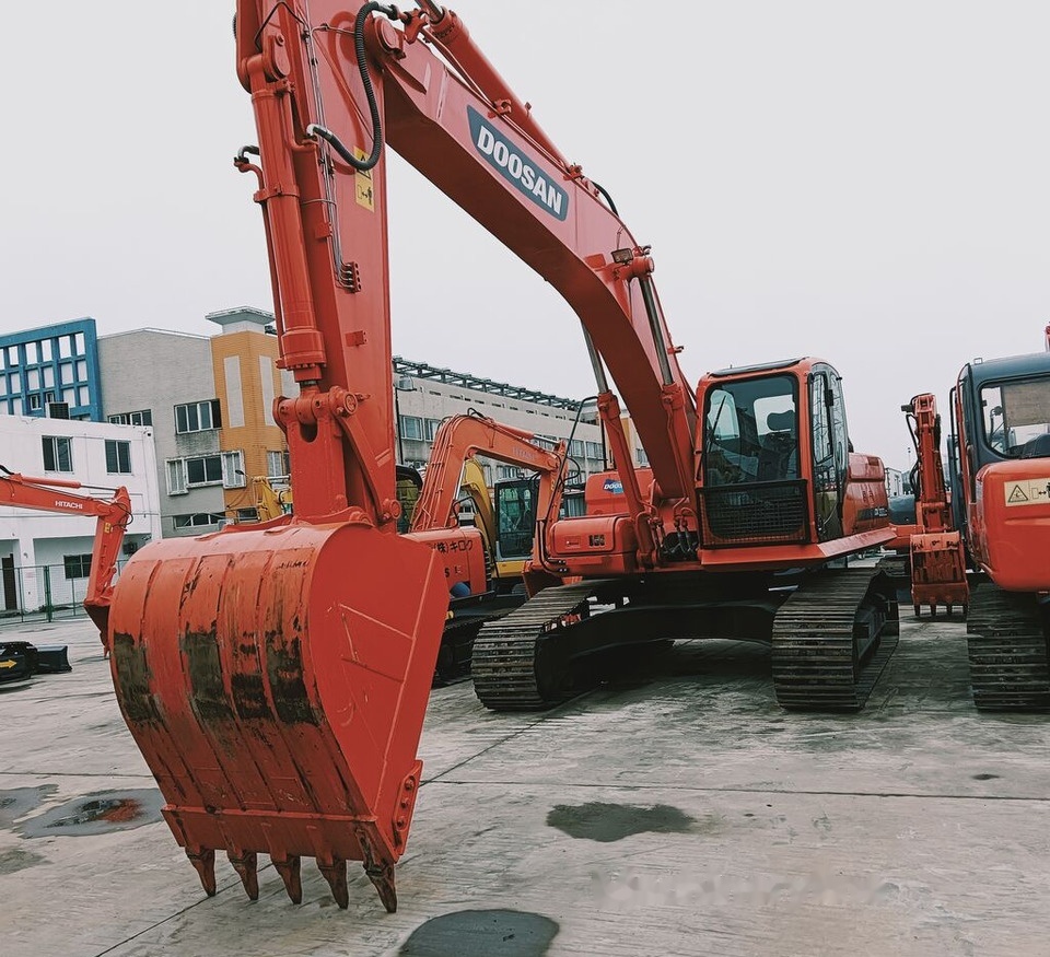 Doosan DX300 - Гусеничний екскаватор: фото 3 Doosan DX300 - Гусеничний екскаватор: фото 3