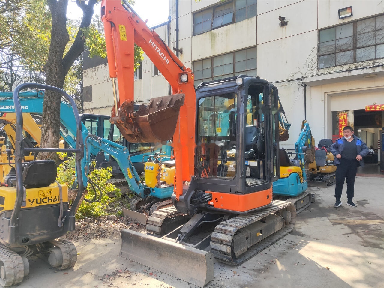 Hitachi ZX30 - Міні-екскаватор: фото 5 Hitachi ZX30 - Міні-екскаватор: фото 5