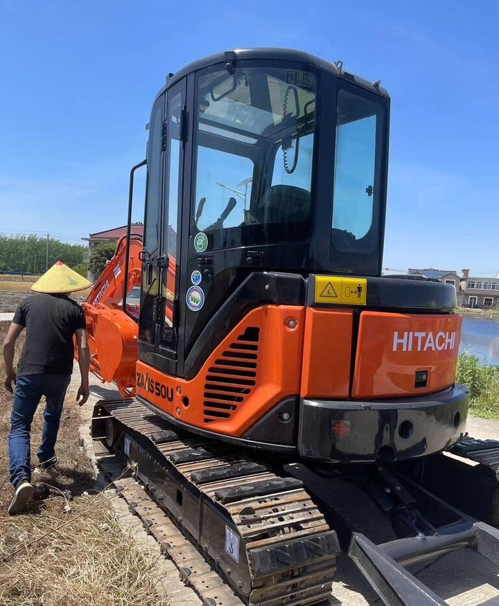 Hitachi ZX50U - Міні-екскаватор: фото 5 Hitachi ZX50U - Міні-екскаватор: фото 5