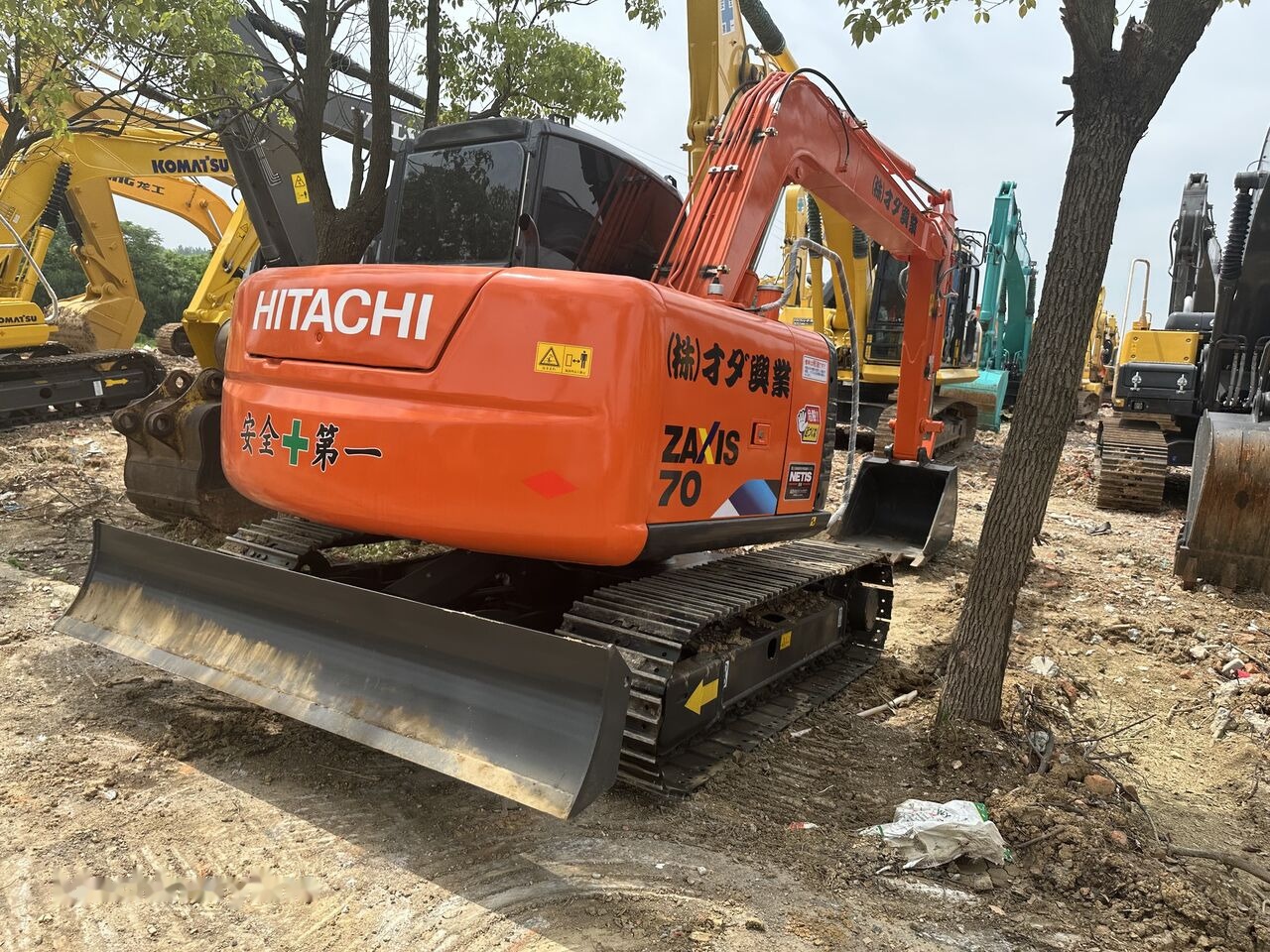 Hitachi ZX70 - Гусеничний екскаватор: фото 2 Hitachi ZX70 - Гусеничний екскаватор: фото 2