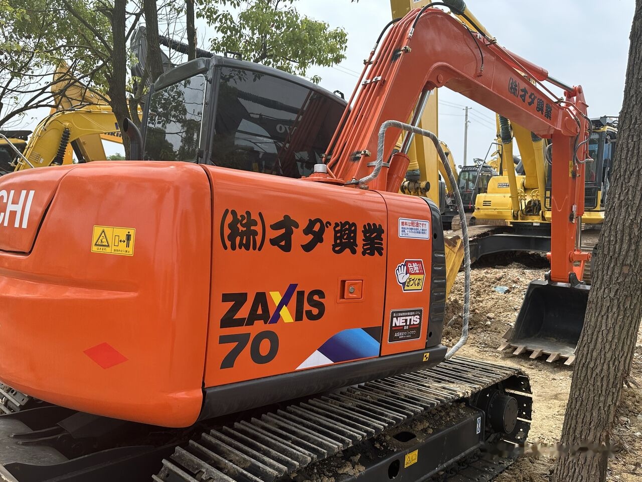 Hitachi ZX70 - Гусеничний екскаватор: фото 5 Hitachi ZX70 - Гусеничний екскаватор: фото 5